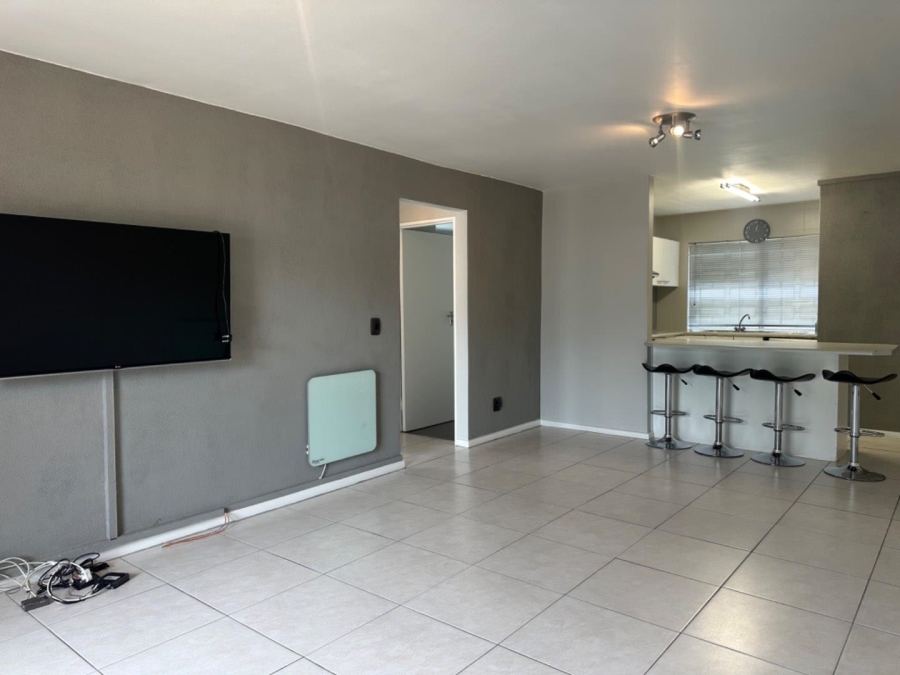 To Let 2 Bedroom Property for Rent in Kenridge Western Cape